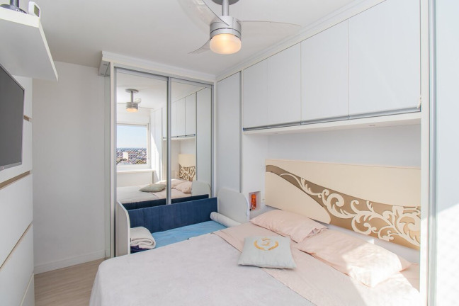 Imagem Apartamento com 2 Quartos à Venda, 59 m² em São João - Porto Alegre Imagem Apartamento com 2 Quartos à Venda, 59 m² em São João - Porto Alegre
