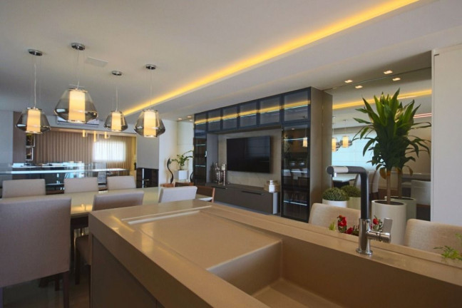 Imagem Cobertura com 4 Quartos à Venda ou Locação, 293 m² em Barra Sul - Balneário Camboriú
