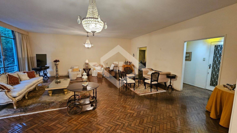 Imagem Apartamento com 4 Quartos à Venda, 300 m² em Copacabana - Rio De Janeiro Imagem Apartamento com 4 Quartos à Venda, 300 m² em Copacabana - Rio De Janeiro