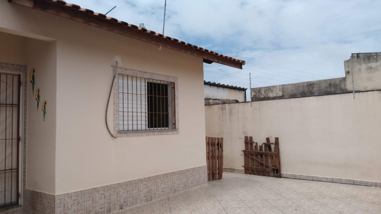 Imagem Imóvel com 2 Quartos à Venda,  em Jd Magalhães - Itanhaém