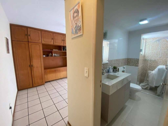Imagem Apartamento com 3 Quartos à Venda, 122 m² em Centro - Florianópolis Imagem Apartamento com 3 Quartos à Venda, 122 m² em Centro - Florianópolis