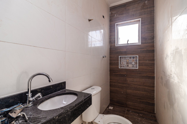 Imagem Casa com 2 Quartos à Venda,  em Guilhermina - Praia Grande