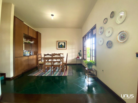 Imagem Casa com 5 Quartos à Venda,  em Trindade - Florianópolis