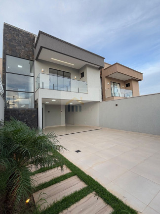 Casa com 4 Quartos à Venda, 215 m² em Jardim Helvécia - Aparecida De Goiânia