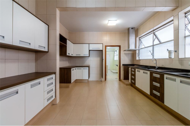Imagem Imóvel com 3 Quartos à Venda, em Higienópolis - São Paulo Imagem Imóvel com 3 Quartos à Venda, em Higienópolis - São Paulo