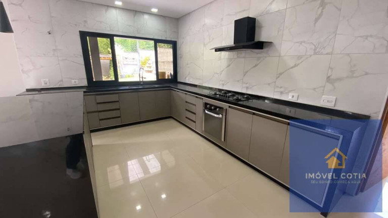 Imagem Casa de Condomínio com 4 Quartos para Alugar, 844 m² em Chácaras São Carlos - Cotia Imagem Casa de Condomínio com 4 Quartos para Alugar, 844 m² em Chácaras São Carlos - Cotia
