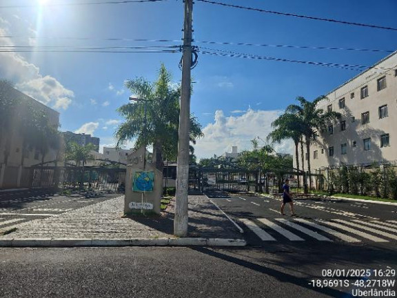 Apartamento com 2 Quartos à Venda,  em Shopping Park - Uberlandia