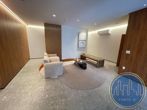 Imagem Apartamento com 4 Quartos à Venda, 149 m² em Centro - Balneário Camboriú Imagem Apartamento com 4 Quartos à Venda, 149 m² em Centro - Balneário Camboriú