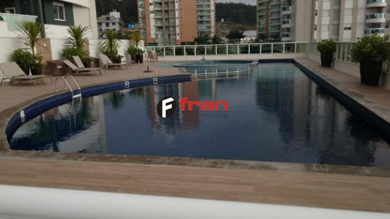 Imagem Apartamento com 2 Quartos à Venda, 68 m² em Trindade - Florianópolis