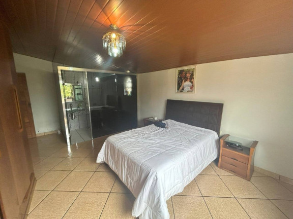Imagem Casa com 5 Quartos à Venda, 500 m² em Centro - Itatiaiuçu