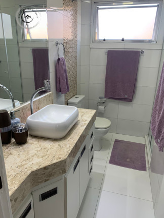 Imagem Casa com 2 Quartos à Venda, 70 m² Imagem Casa com 2 Quartos à Venda, 70 m²