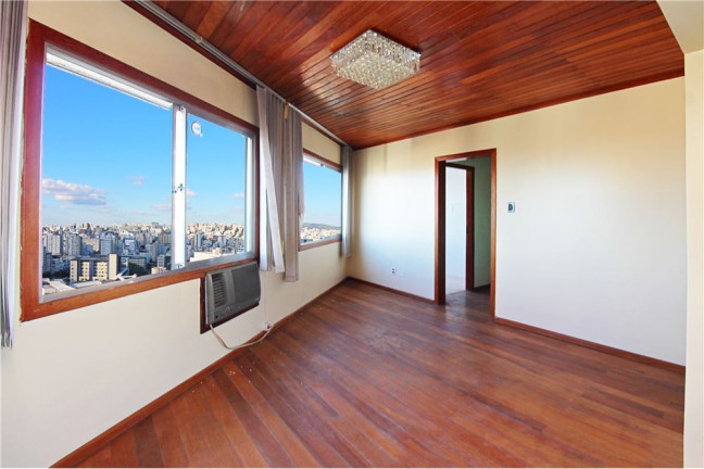 Imagem Apartamento com 2 Quartos à Venda, 63 m² em Centro Histórico - Porto Alegre Imagem Apartamento com 2 Quartos à Venda, 63 m² em Centro Histórico - Porto Alegre