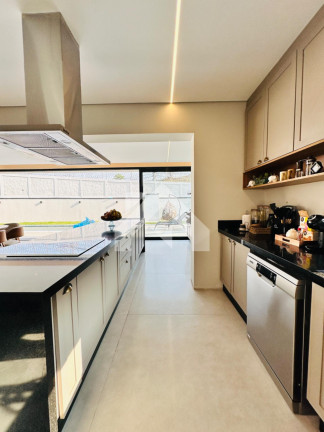 Imagem Casa de Condomínio com 4 Quartos à Venda, 390 m² em Alphaville - Santana De Parnaíba Imagem Casa de Condomínio com 4 Quartos à Venda, 390 m² em Alphaville - Santana De Parnaíba