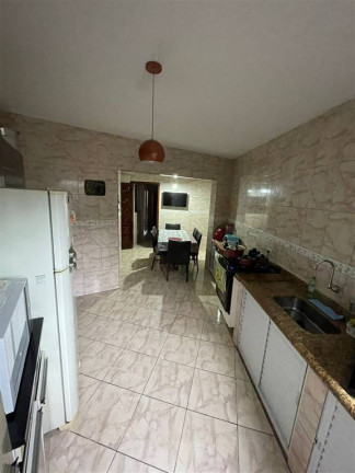 Imagem Casa com 2 Quartos à Venda, 144 m² em Quietude - Praia Grande