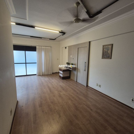 Sala Comercial à Venda, 72 m² em Centro - Franca