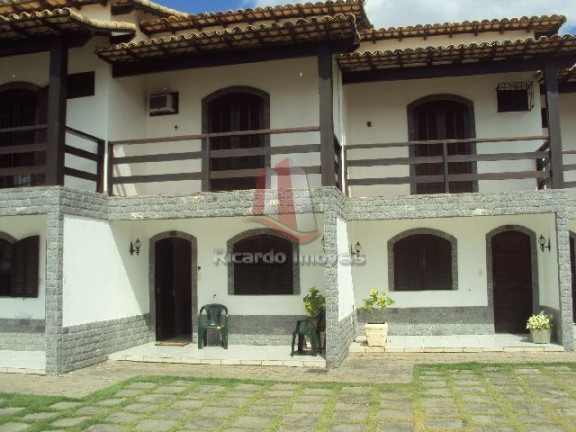 Imagem Casa de Condomínio com 2 Quartos à Venda, 90 m²