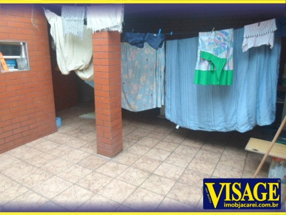 Imagem Casa com 4 Quartos à Venda,  em Pq. Santo Antonio - Jacareí