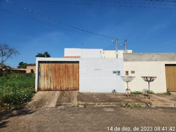 Casa com 2 Quartos à Venda, 180 m² em Parque Residencial Holliday - Caldas Novas