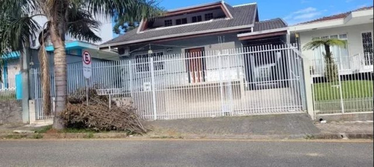 Imagem Casa com 4 Quartos à Venda, 300 m² em Jardim Botânico - Curitiba