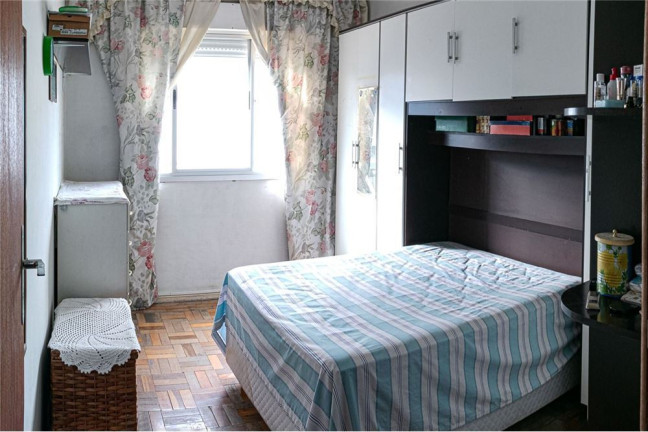 Imagem Imóvel com 2 Quartos à Venda, em Floresta - Porto Alegre Imagem Imóvel com 2 Quartos à Venda, em Floresta - Porto Alegre