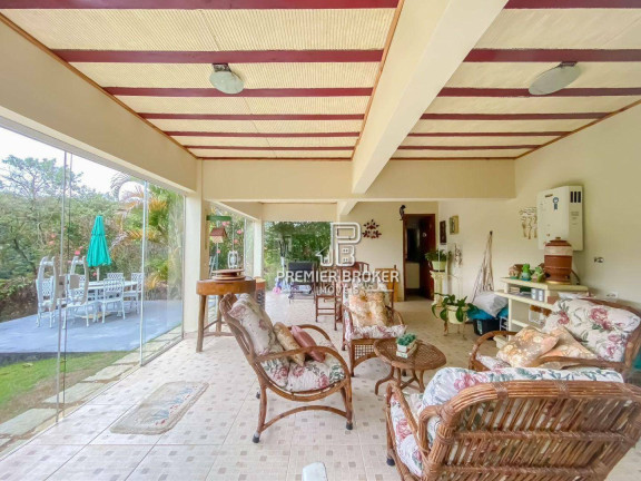 Imagem Casa com 3 Quartos à Venda, 147 m² em Albuquerque - Teresópolis Imagem Casa com 3 Quartos à Venda, 147 m² em Albuquerque - Teresópolis