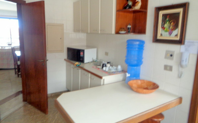 Imagem Apartamento com 4 Quartos para Alugar ou Temporada, 140 m² em Enseada - Guarujá