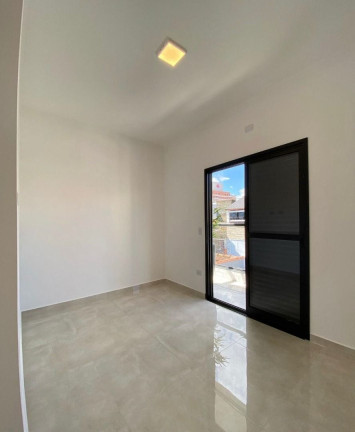 Imagem Casa com 2 Quartos à Venda, 70 m² em Vila Guilhermina - Praia Grande Imagem Casa com 2 Quartos à Venda, 70 m² em Vila Guilhermina - Praia Grande