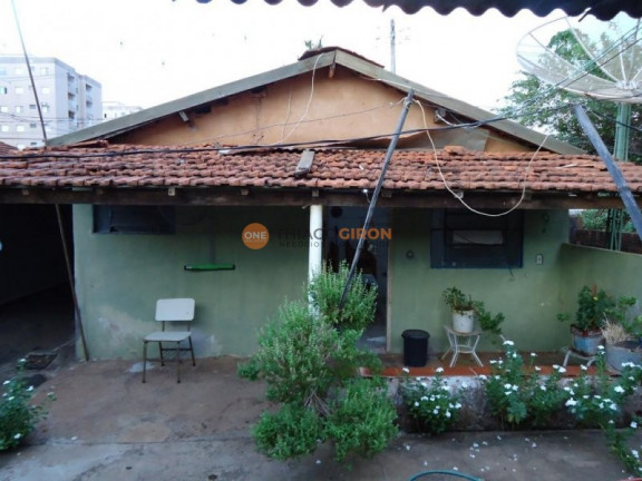 Imagem Casa com 2 Quartos à Venda, 250 m² em Vila Alba - Araçatuba