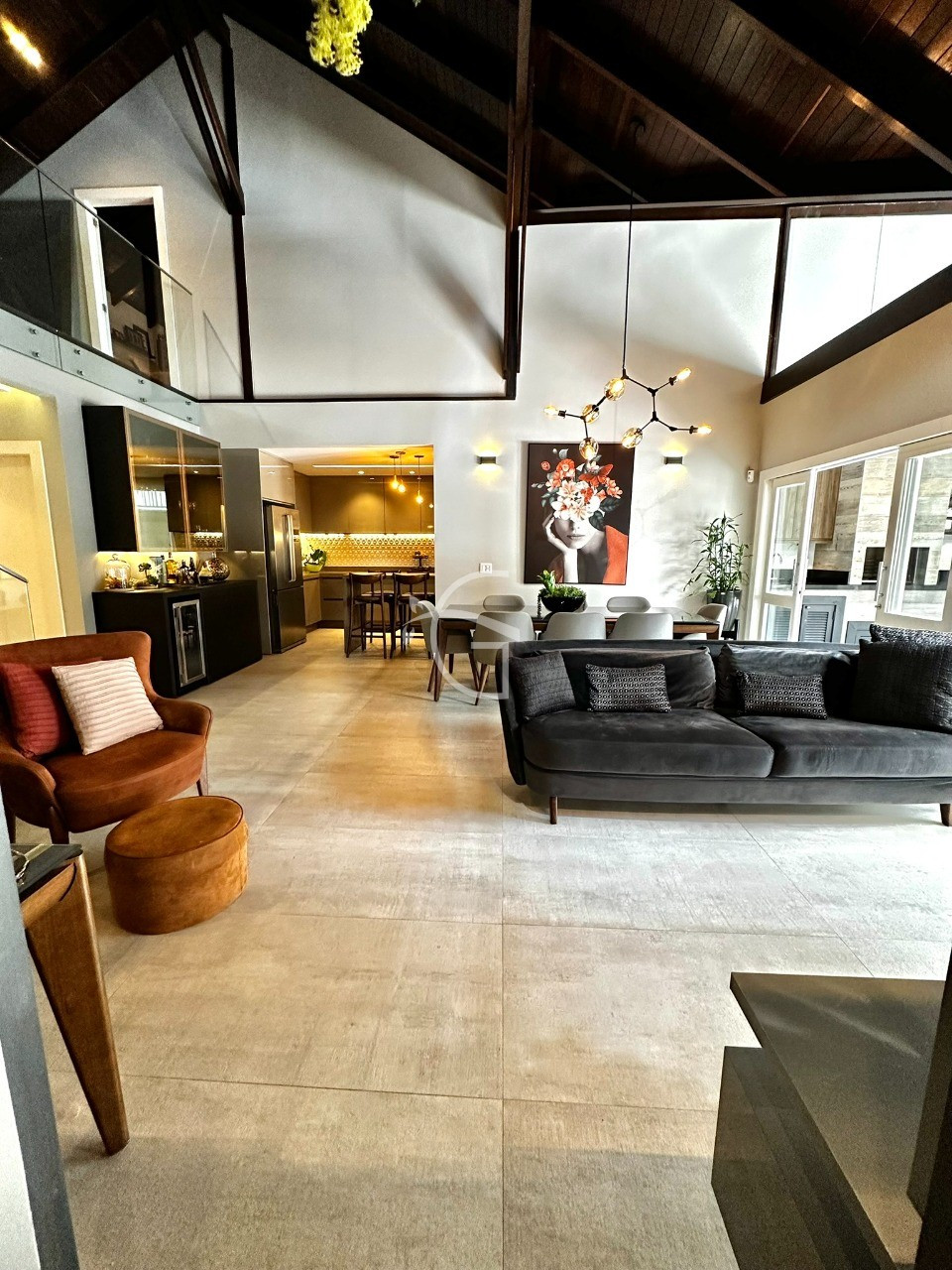 Imagem Casa com 4 Quartos à Venda, 400 m² em Costa E Silva - Joinville Imagem Casa com 4 Quartos à Venda, 400 m² em Costa E Silva - Joinville