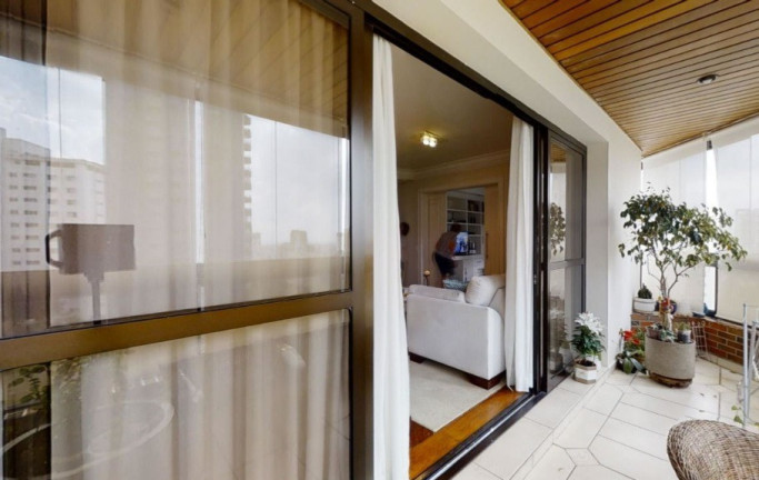 Imagem Imóvel com 3 Quartos à Venda, 212 m² em Vila Suzana - São Paulo Imagem Imóvel com 3 Quartos à Venda, 212 m² em Vila Suzana - São Paulo