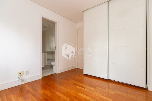 Imagem Apartamento com 3 Quartos à Venda, 158 m² em Moema - São Paulo Imagem Apartamento com 3 Quartos à Venda, 158 m² em Moema - São Paulo