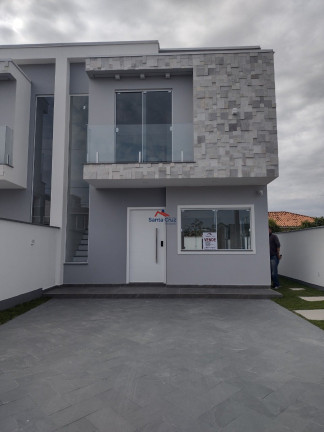 Sobrado com 3 Quartos à Venda, 142 m² em São João Do Rio Vermelho - Florianópolis