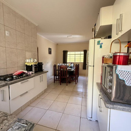 Casa com 4 Quartos à Venda, 200 m² em Vila Exposição - Franca