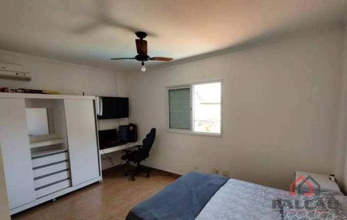 Imagem Casa com 4 Quartos à Venda, 286 m² em Canto Do Forte - Praia Grande Imagem Casa com 4 Quartos à Venda, 286 m² em Canto Do Forte - Praia Grande