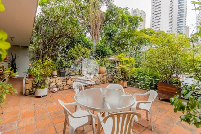 Imagem Casa com 6 Quartos à Venda, 239 m² em Paraíso - São Paulo