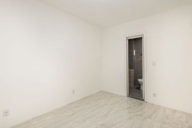 Imagem Imóvel com 1 Quarto à Venda, 39 m² em Centro Histórico - Porto Alegre Imagem Imóvel com 1 Quarto à Venda, 39 m² em Centro Histórico - Porto Alegre