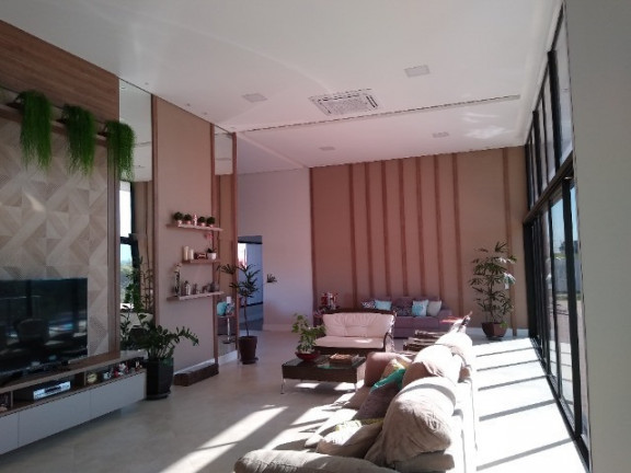 Imagem Imóvel com 3 Quartos à Venda, 400 m² em Medeiros - Jundiaí