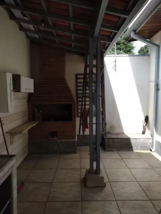 Casa com 3 Quartos à Venda, 180 m² em Parque São Jorge - Taubaté