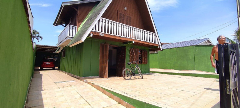 Imagem Casa com 2 Quartos à Venda, 325 m² em Três Marias - Peruíbe Imagem Casa com 2 Quartos à Venda, 325 m² em Três Marias - Peruíbe
