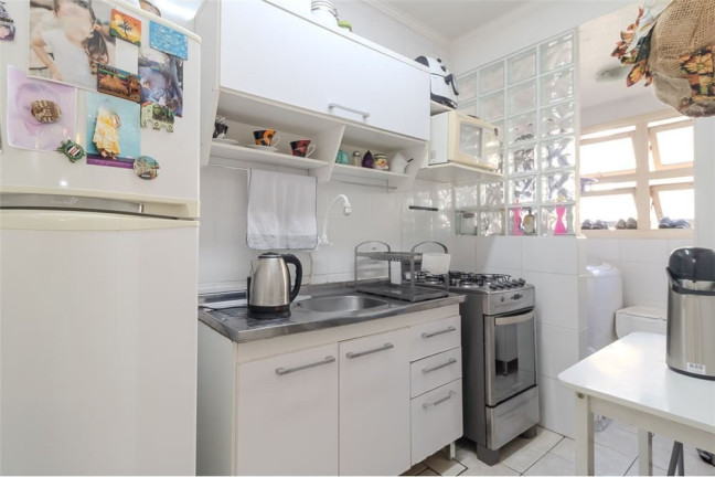 Imagem Apartamento com 1 Quarto à Venda, 44 m² em Jardim Do Salso - Porto Alegre Imagem Apartamento com 1 Quarto à Venda, 44 m² em Jardim Do Salso - Porto Alegre