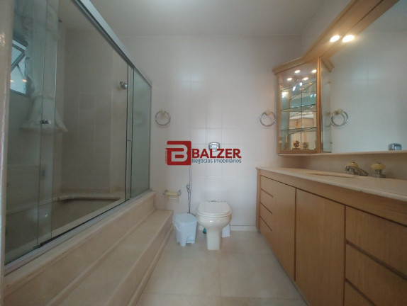 Imagem Apartamento com 3 Quartos à Venda, 190 m² em Centro - Florianópolis