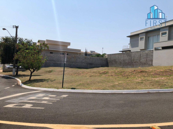 Imagem Terreno à Venda, 635 m² em Centro - Vinhedo Imagem Terreno à Venda, 635 m² em Centro - Vinhedo