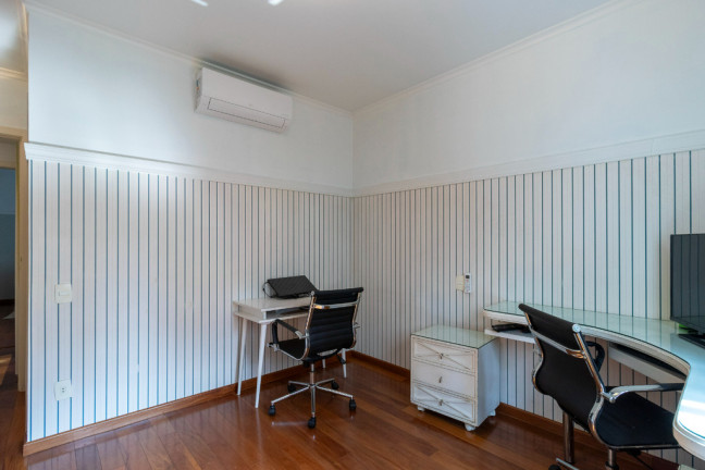 Imagem Imóvel com 3 Quartos à Venda, 195 m² em Moema - São Paulo Imagem Imóvel com 3 Quartos à Venda, 195 m² em Moema - São Paulo