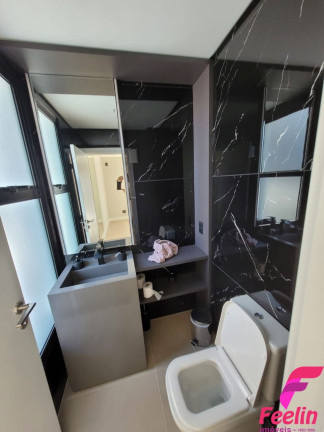 Imagem Casa com 3 Quartos à Venda, 405 m² em João Paulo - Florianópolis Imagem Casa com 3 Quartos à Venda, 405 m² em João Paulo - Florianópolis
