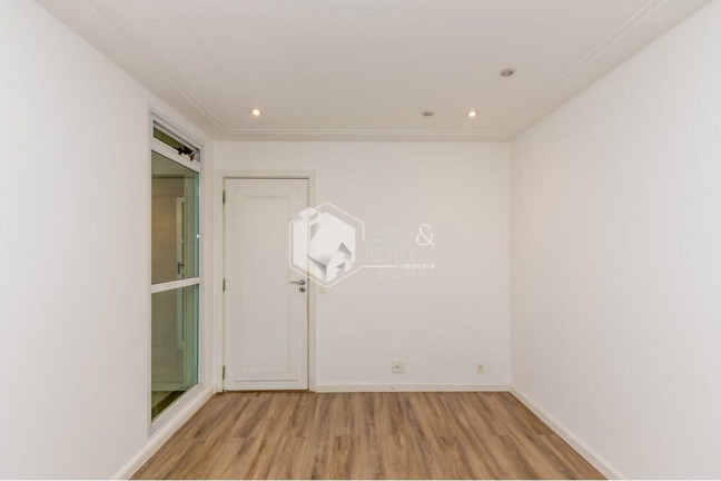 Imagem Apartamento com 3 Quartos à Venda, 218 m² em Brooklin Paulista - São Paulo Imagem Apartamento com 3 Quartos à Venda, 218 m² em Brooklin Paulista - São Paulo