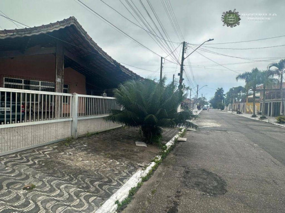 Imagem Casa com 3 Quartos à Venda, 279 m² em Solemar - Praia Grande Imagem Casa com 3 Quartos à Venda, 279 m² em Solemar - Praia Grande