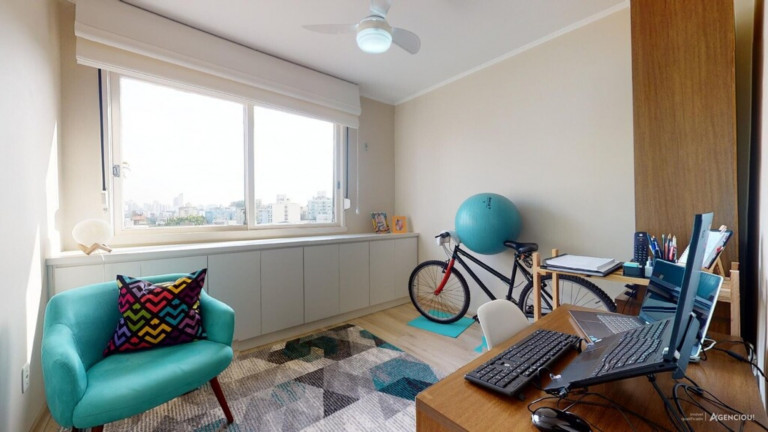 Imagem Imóvel com 2 Quartos à Venda, 69 m² em Auxiliadora - Porto Alegre Imagem Imóvel com 2 Quartos à Venda, 69 m² em Auxiliadora - Porto Alegre