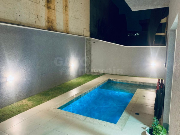 Imagem Casa com 4 Quartos à Venda, 205 m² em Suru - Santana De Parnaíba Imagem Casa com 4 Quartos à Venda, 205 m² em Suru - Santana De Parnaíba