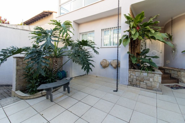 Imagem Casa com 4 Quartos à Venda, 430 m² em Vila Galvão - Guarulhos