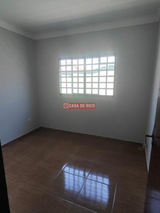 Imagem Casa com 3 Quartos à Venda, 160 m² em Jardim Campos Verdes - Londrina Imagem Casa com 3 Quartos à Venda, 160 m² em Jardim Campos Verdes - Londrina